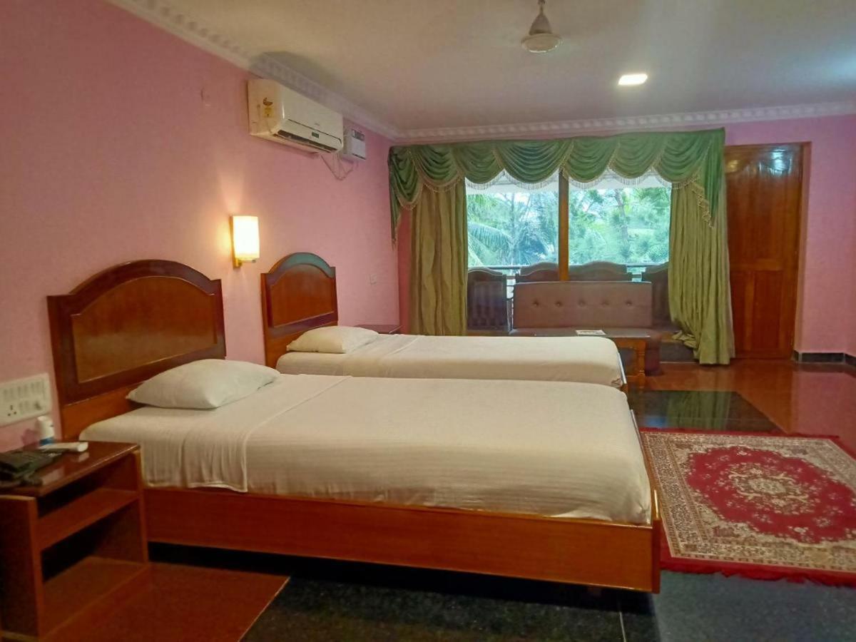 Sea Breeze Beach Resort Mamallapuram Exterior foto